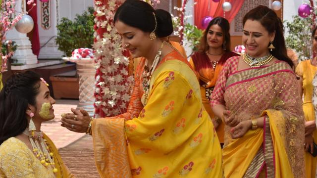 Watch Abir And Mishti Celebrate Sister Ketki S Haldi Ceremony Yeh Rishtey Hain Pyaar Ke Online Abir And Mishti Celebrate Sister Ketki S Haldi Ceremony Yeh Rishtey Hain Pyaar Ke Clips yeh rishtey hain pyaar ke online abir