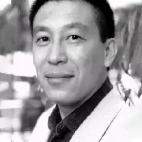 Weijian Liu